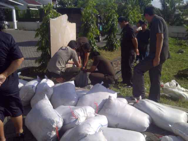 Kejari Eksekusi 7.500 Liter Cap Tikus